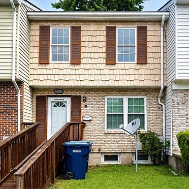 Brick and shake townhouse in Harford County, Maryland